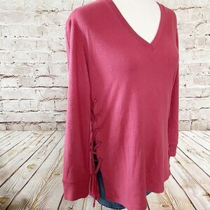 BB Dakota lace up pullover knit tunic top